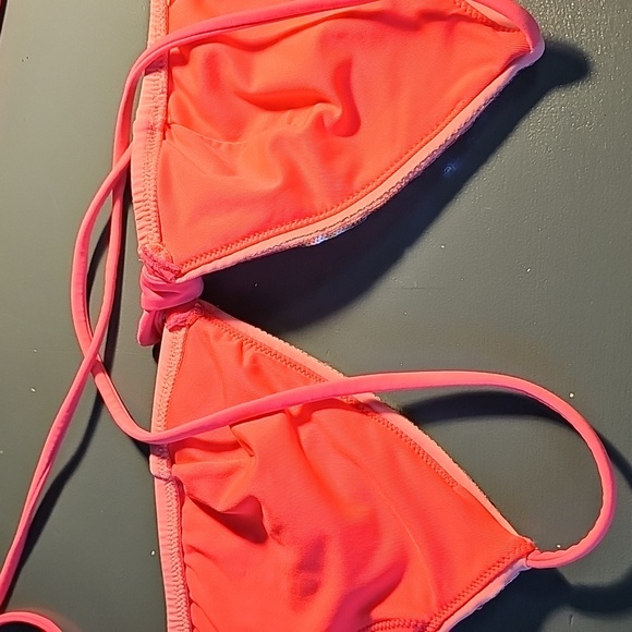 Embellished Pink Triangle Bikini Top. By Victoria Secrets S/m. - Picture 4 of 7